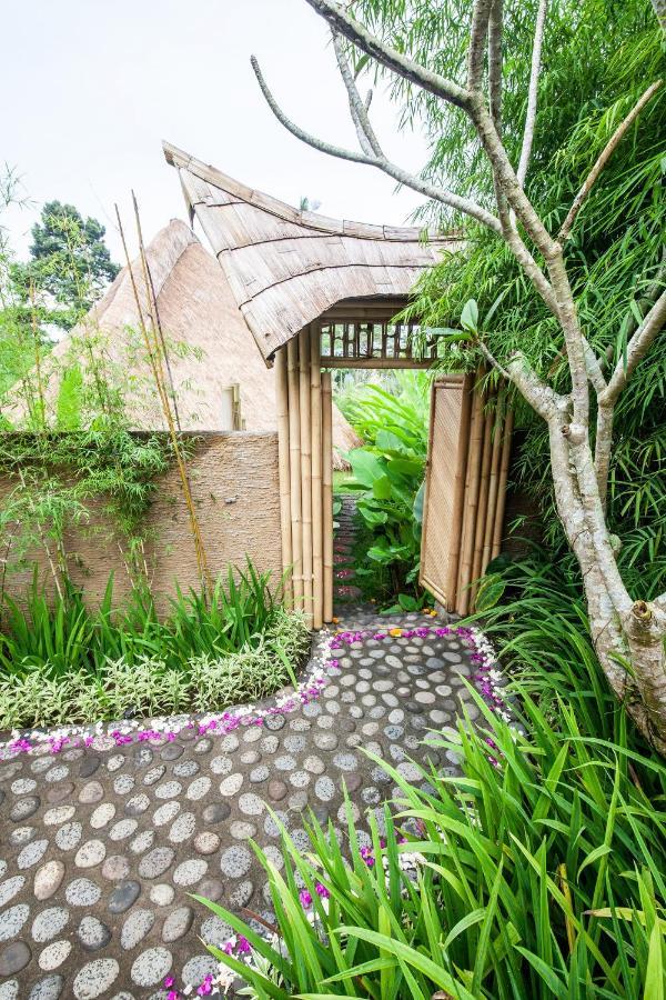 Вилла Balikayanas Bamboo House - Miggiell House Карангасем Экстерьер фото
